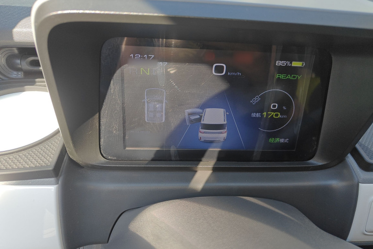 五菱汽车 宏光MINIEV 2022款 GAMEBOY 200km 玩咖款 磷酸铁锂局部细节14