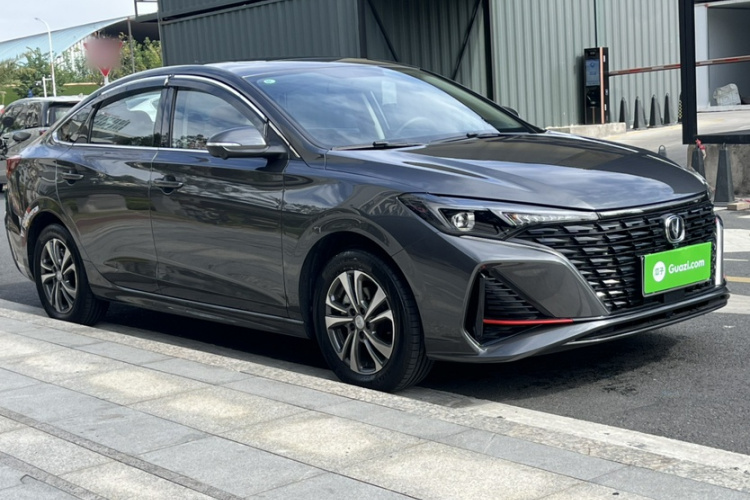 长安 逸动 2024款 PLUS 蓝鲸NE 1.4T GDI DCT高能版车身外观6002