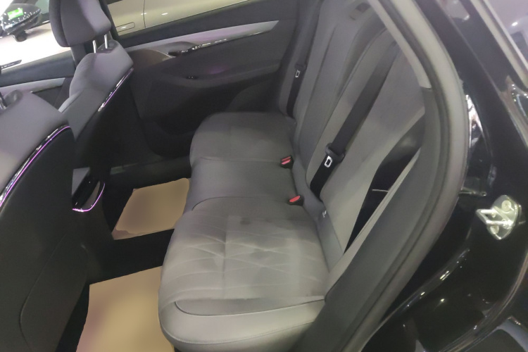 岚图汽车 岚图追光 2023款 四驱长续航版中控内饰7004