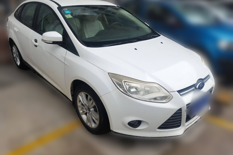 福特 福克斯 2012款 三厢 1.6L 自动舒适型车身外观6002