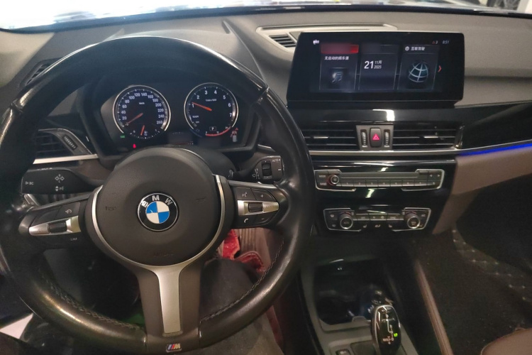 宝马X1 2021款 sDrive25Li 领先型中控内饰7002