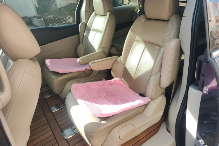 别克GL8 2014款 3.0L XT豪华商务旗舰版中控内饰7004