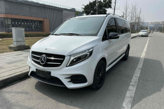 奔驰V级 2018款 V 260 AMG 运动版 国VI