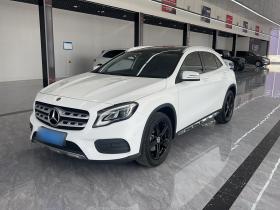 奔驰GLA 2019款 GLA 200 时尚型
