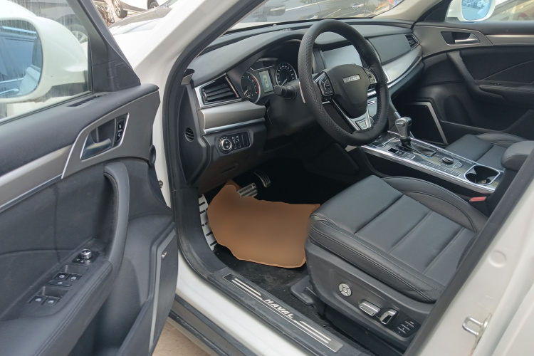 哈弗H7 2017款 红标H7L 2.0T 自动豪华型中控内饰20