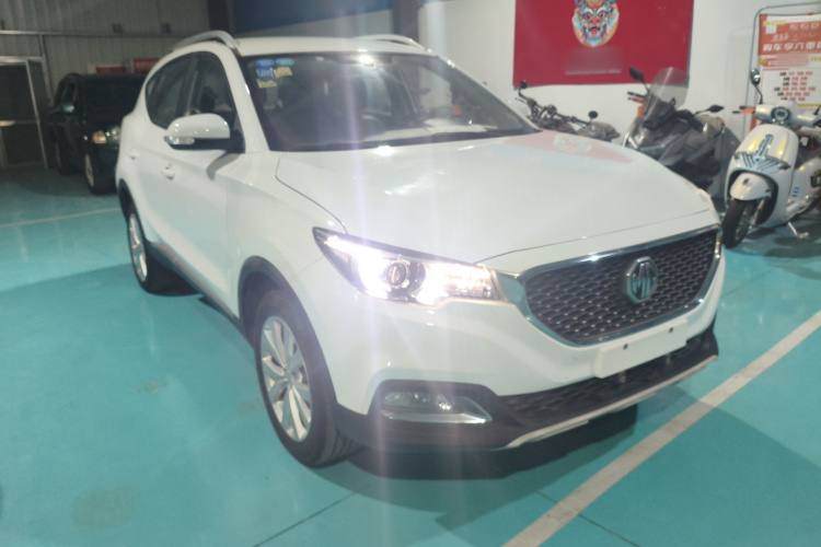 名爵ZS 2017款 1.5L 手动精英版车身外观3