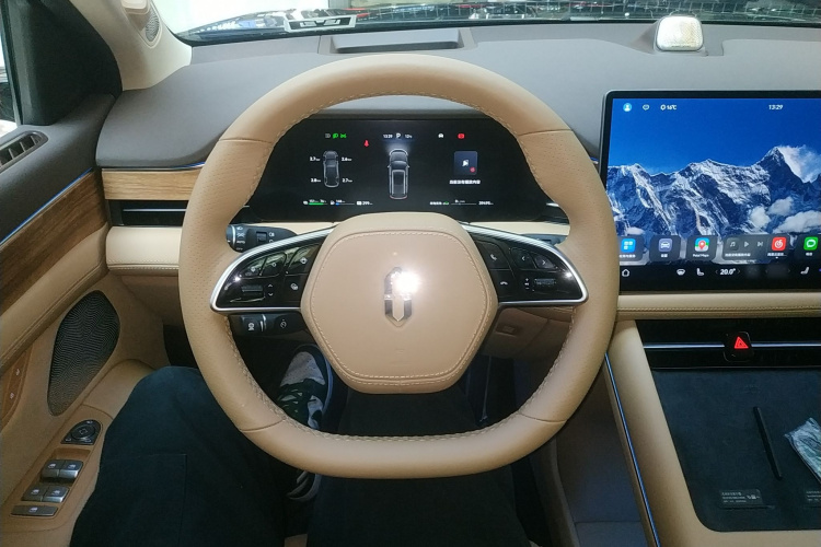 鸿蒙智行 问界M7 2024款 1.5T 后驱Plus版 6座中控内饰13