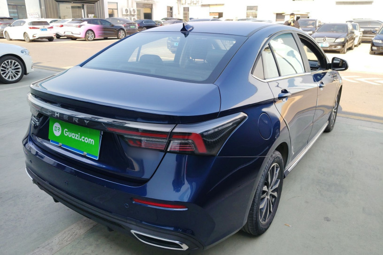 奇瑞 艾瑞泽5 PLUS 2021款 小泽 1.5T CVT型PLUS车身外观7