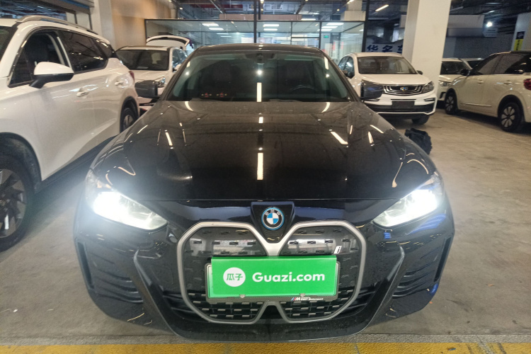 宝马i4 2023款 eDrive35车身外观6001