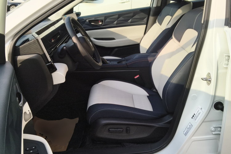 灵悉L 2024款 头号玩家版局部细节19