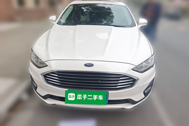福特 蒙迪欧 2020款 EcoBoost 180 时尚型车身外观2