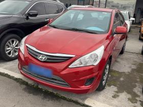 现代 瑞纳 2013款 三厢 1.4L 自动标准型GL