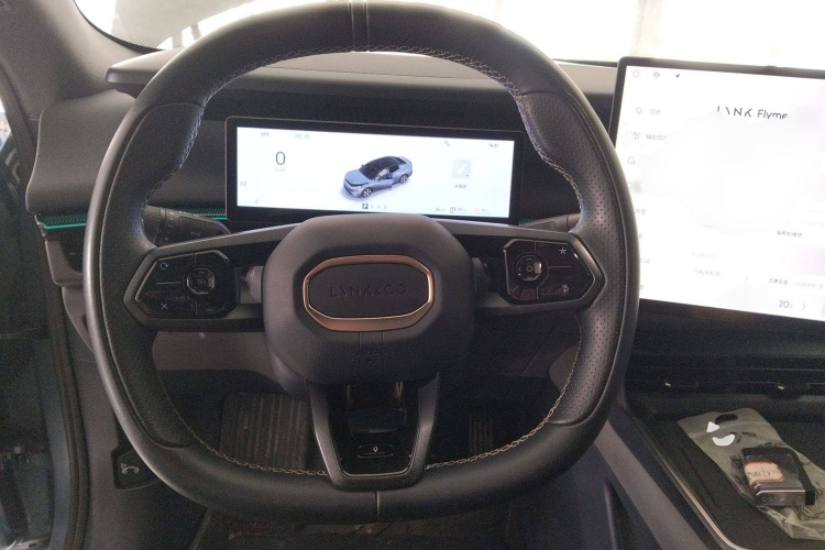 领克07 2024款 EM-P 126长续航 Ultra中控内饰13