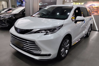 丰田 赛那SIENNA 2021款 2.5L混动 铂金版