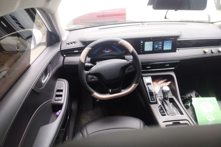 荣威i5 2023款 1.5L CVT豪华版中控内饰13