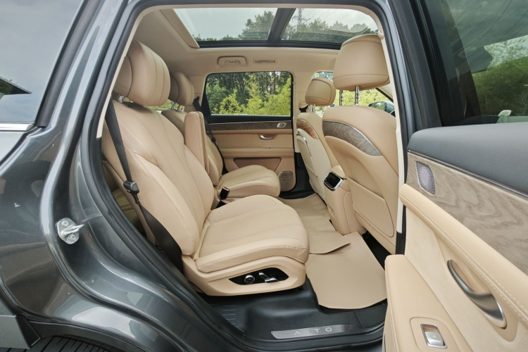 鸿蒙智行 问界M7 2022款 1.5T 四驱豪华版中控内饰7008