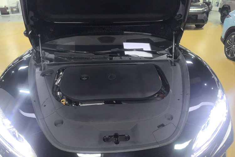 腾势Z9 2024款 1100km 四驱Ultra版局部细节24