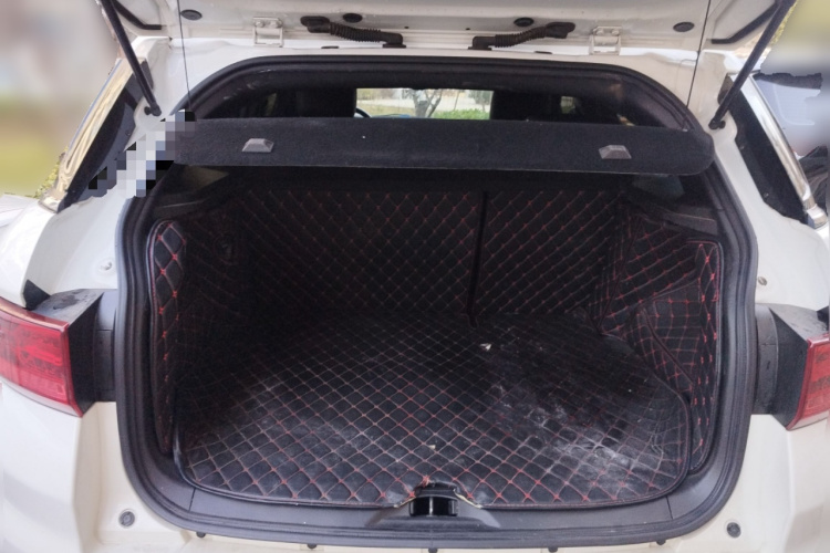 陆风X7 2015款 2.0T 全景尊贵版局部细节23