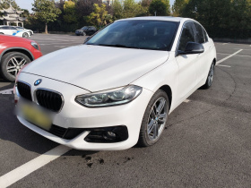 宝马1系 2018款 改款 118i 运动型