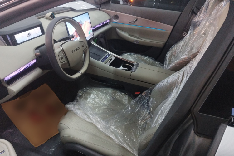 星途 星纪元 ES 2025款 增程 Pro 高速辅助驾驶局部细节19