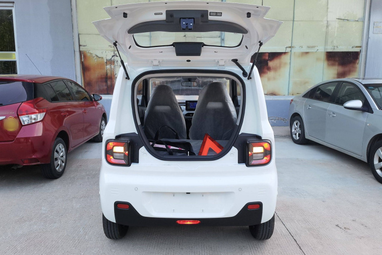 吉利汽车 2024款 熊猫mini 200km 耐力熊局部细节23