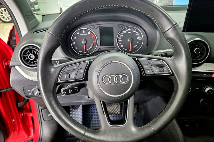 奥迪Q2L 2021款 35 TFSI 进取动感型中控内饰7008