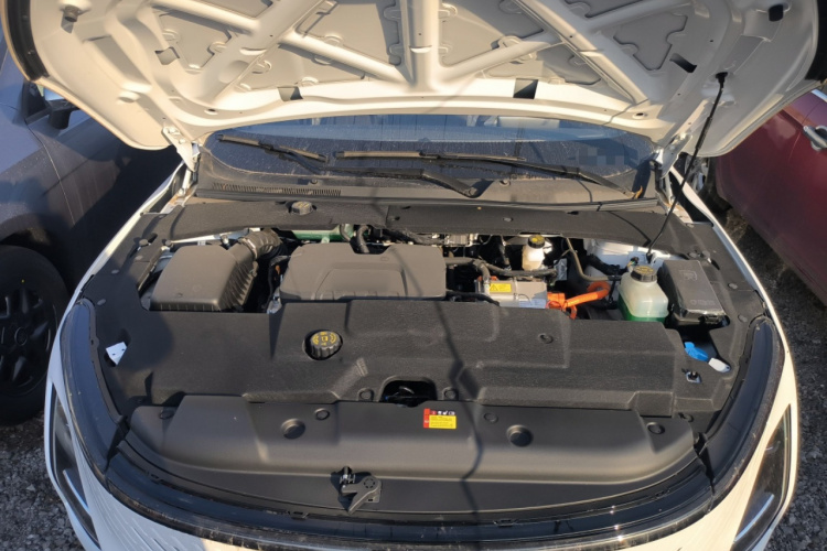 五菱汽车 五菱星光 2025款 70km 智能标准型机舱底盘24