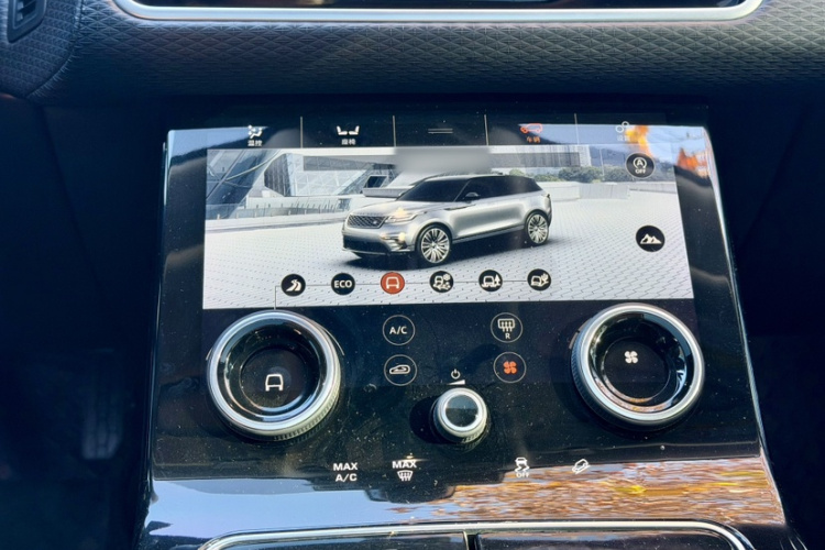 路虎 揽胜星脉 2018款 P250 S中控内饰7013