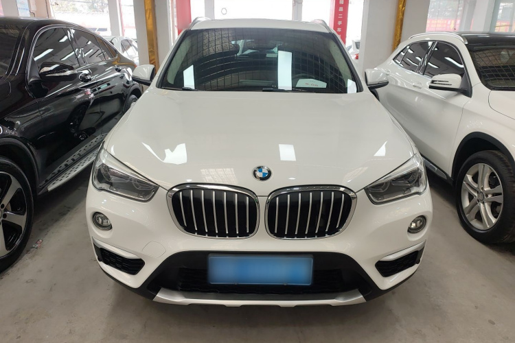 宝马X1 2016款 sDrive20Li 豪华型车身外观2