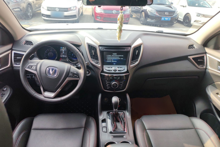 长安CS75 2016款 1.8T 自动精英型 国V中控内饰12