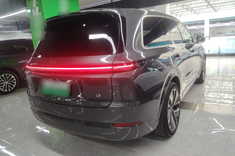 理想汽车 理想L9 2022款 Max车身外观7