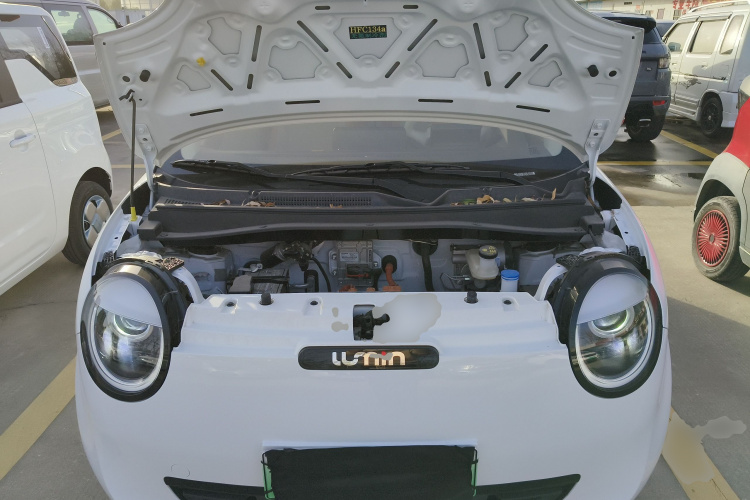 长安启源 长安Lumin 2023款 205km 香沁款机舱底盘24