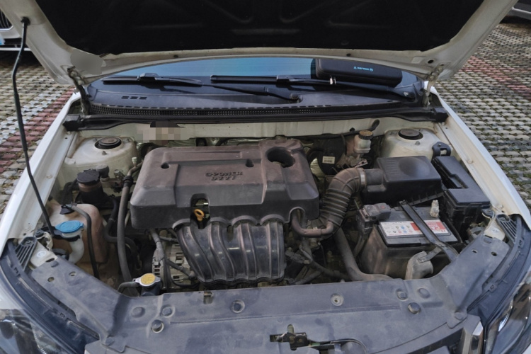 吉利汽车 帝豪 2017款 三厢百万款 1.5L 手动向上版局部细节24