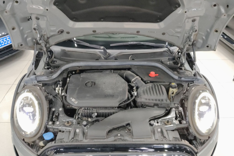 MINI 2022款 1.5T ONE机舱底盘24