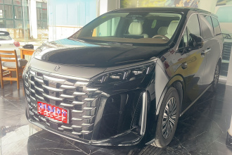 比亚迪 夏 2025款 DM-i 1.5T 180km 超越型