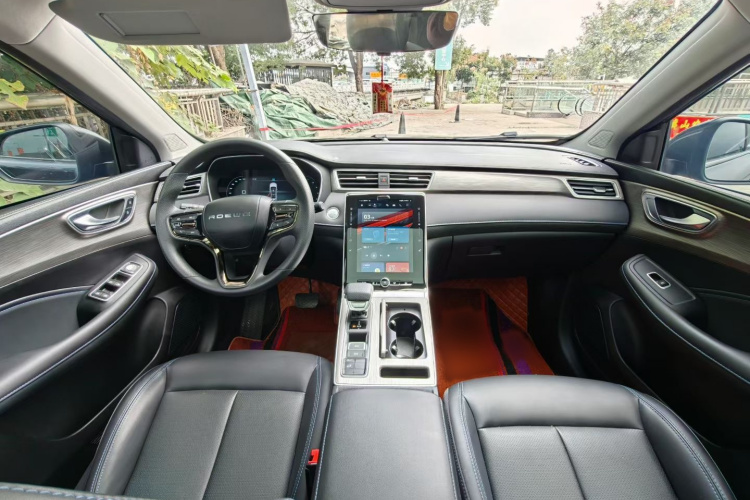 荣威RX5 2023款 PLUS 330TGI 自动领潮智惠版局部细节16