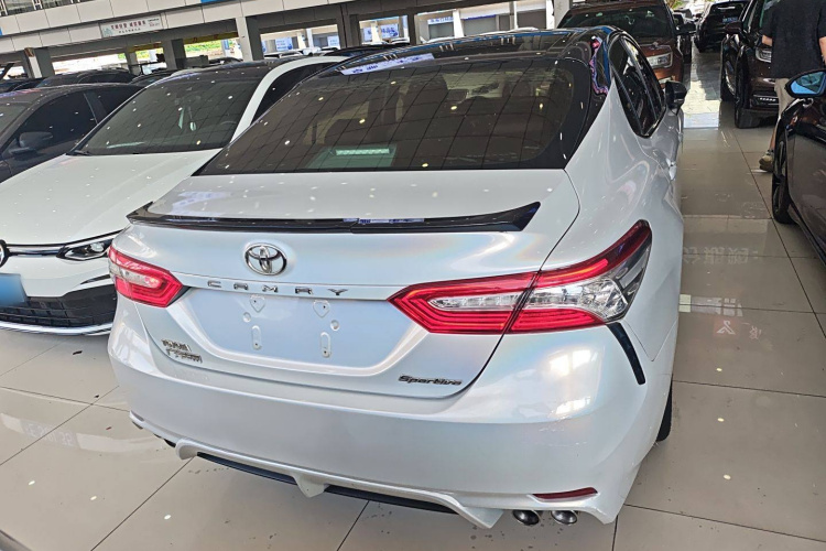 丰田 凯美瑞 2018款 2.0S 锋尚版车身外观6004