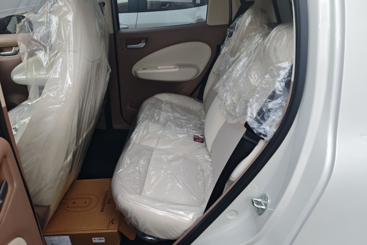 五菱汽车 宏光MINIEV 2025款 四门版 进阶款中控内饰21