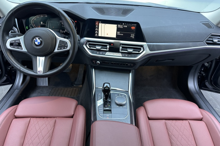 宝马3系 2022款 改款 325i M运动套装中控内饰7004