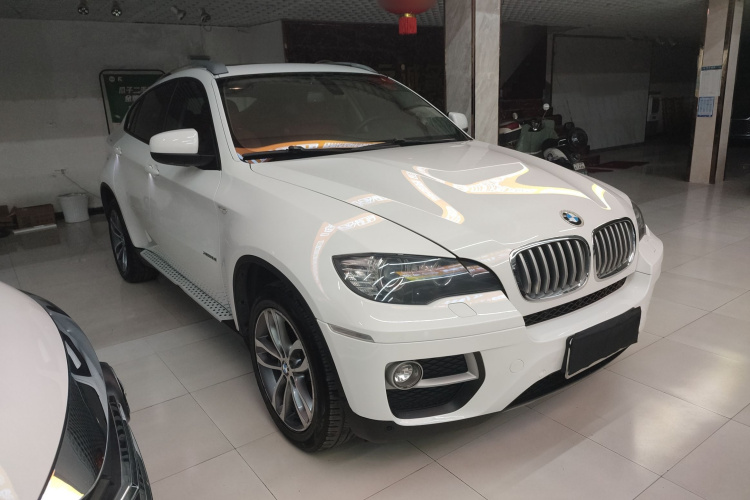 宝马X6 2014款 xDrive35i 运动型车身外观3