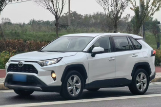 丰田 RAV4荣放 2022款 2.0L CVT两驱风尚版