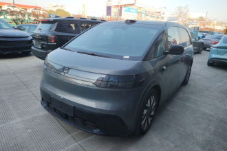 极氪MIX 2025款 长续航智驾版