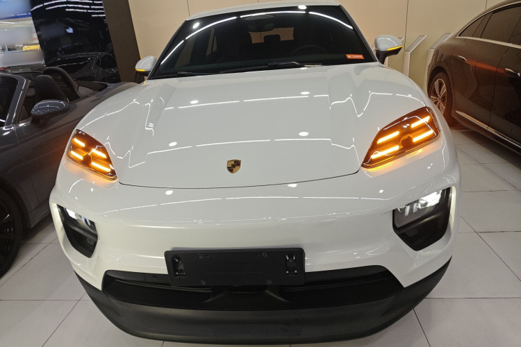 保时捷 Macan新能源 2024款 Macan 长续航版车身外观2