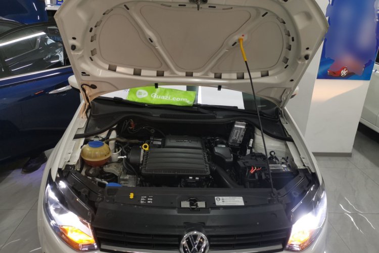 大众 Polo 2018款 1.5L 自动安驾型机舱底盘24
