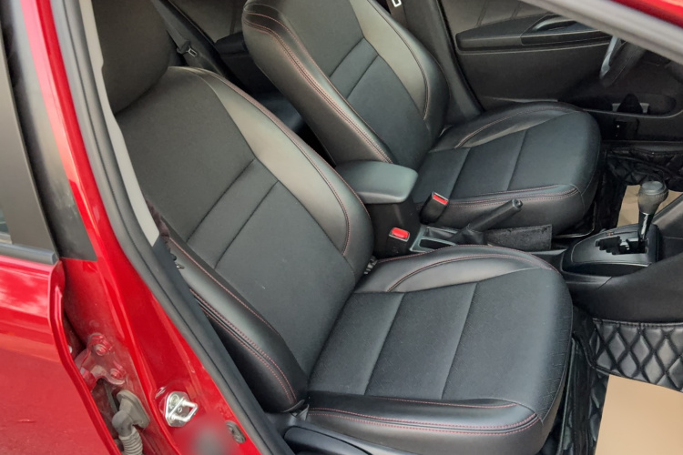 丰田 YARiS L 致炫 2020款 1.5L CVT领先版局部细节41