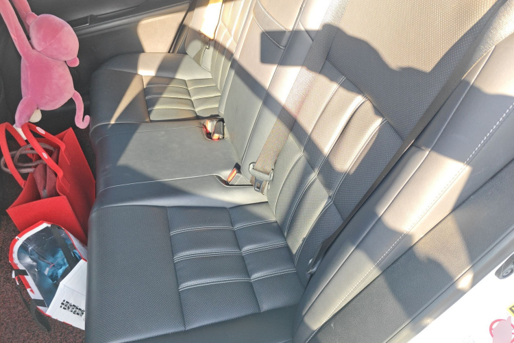 雷克萨斯ES 2015款 200 精英版中控内饰21