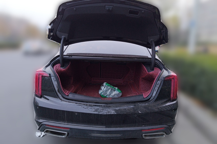 凯迪拉克CT5 2022款 28T 豪华型（标准版）中控内饰23