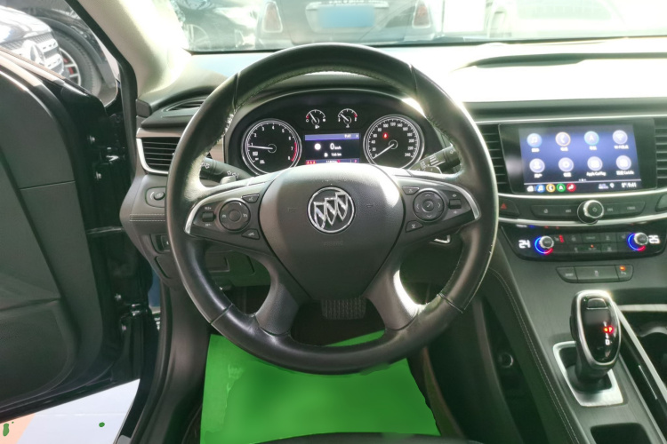 别克 君越 2019款 28T 豪华型中控内饰13