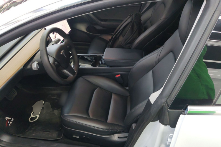 特斯拉 Model 3 2019款 标准续航后驱升级版局部细节19