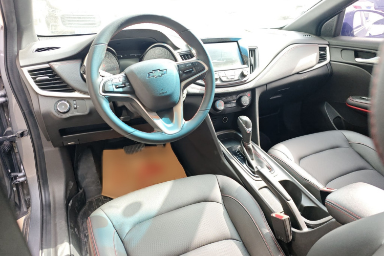 雪佛兰 科鲁泽 2019款 RS 330T 自动畅快版 国VI中控内饰7003